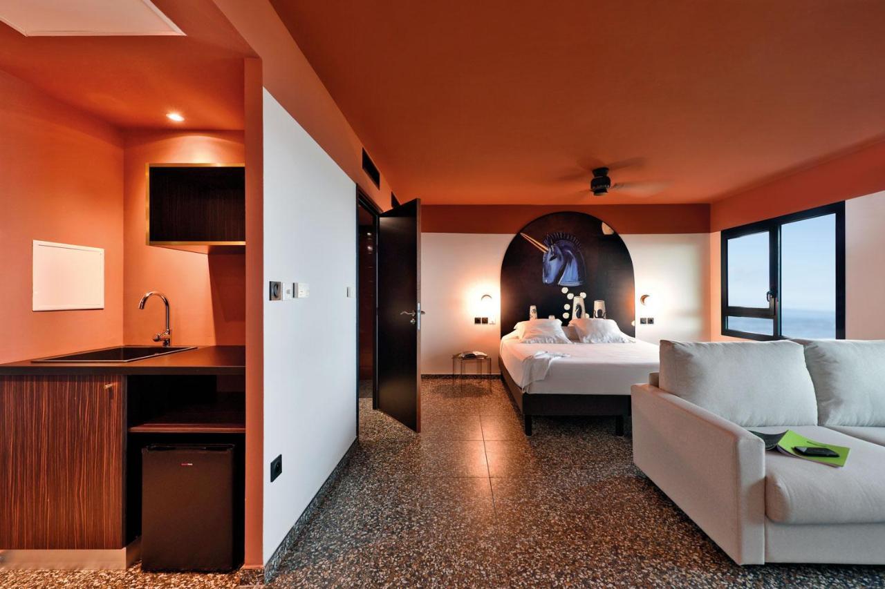 Dina Morgabine Saint Denis Hotel Екстериор снимка