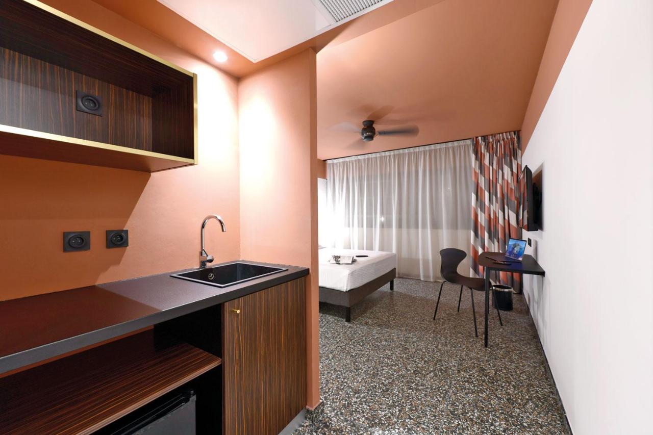 Dina Morgabine Saint Denis Hotel Екстериор снимка