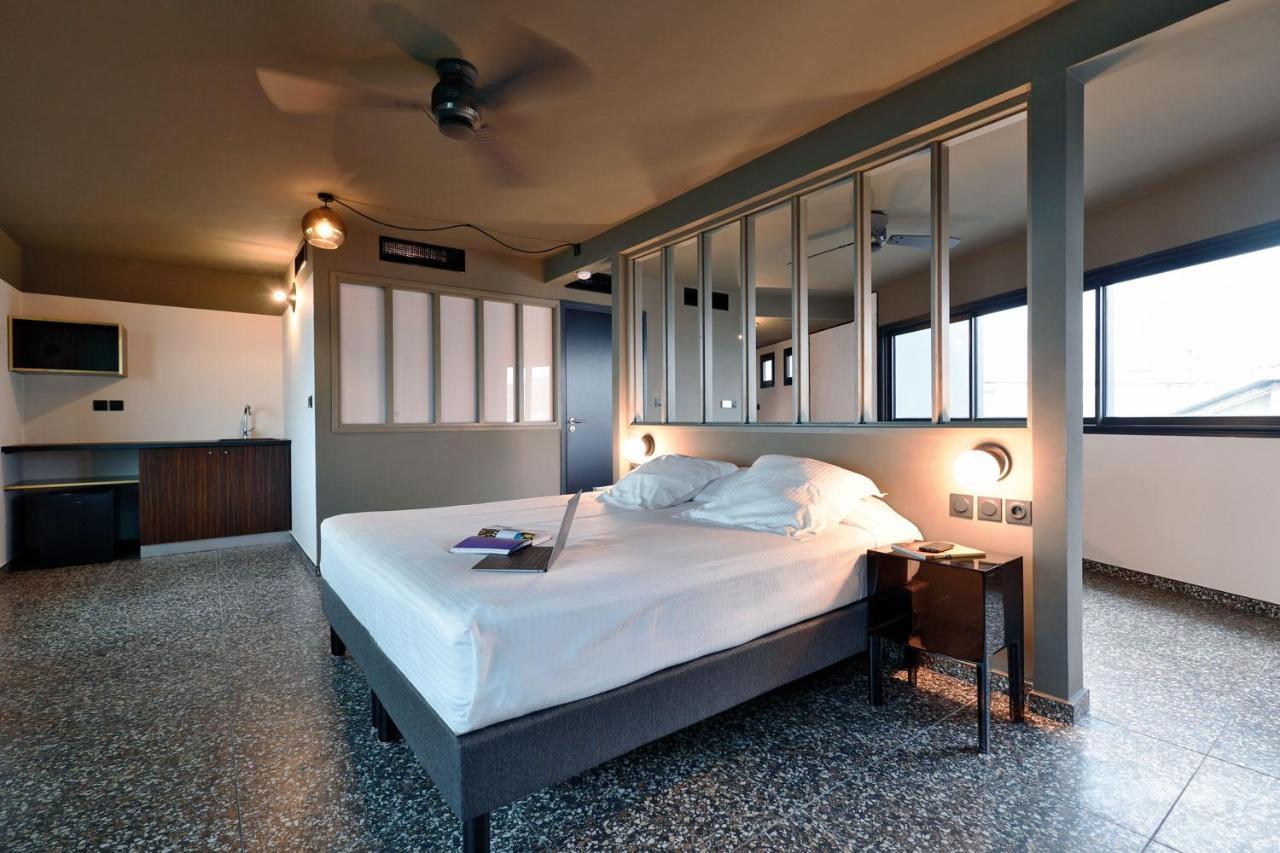 Dina Morgabine Saint Denis Hotel Екстериор снимка